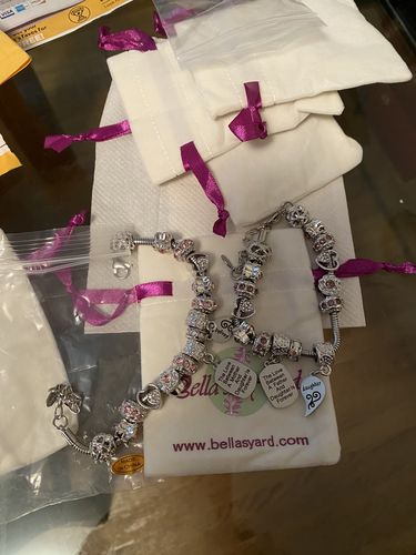 Customer photo review of Father Daughter Eternal Love Keychains & Bracelets