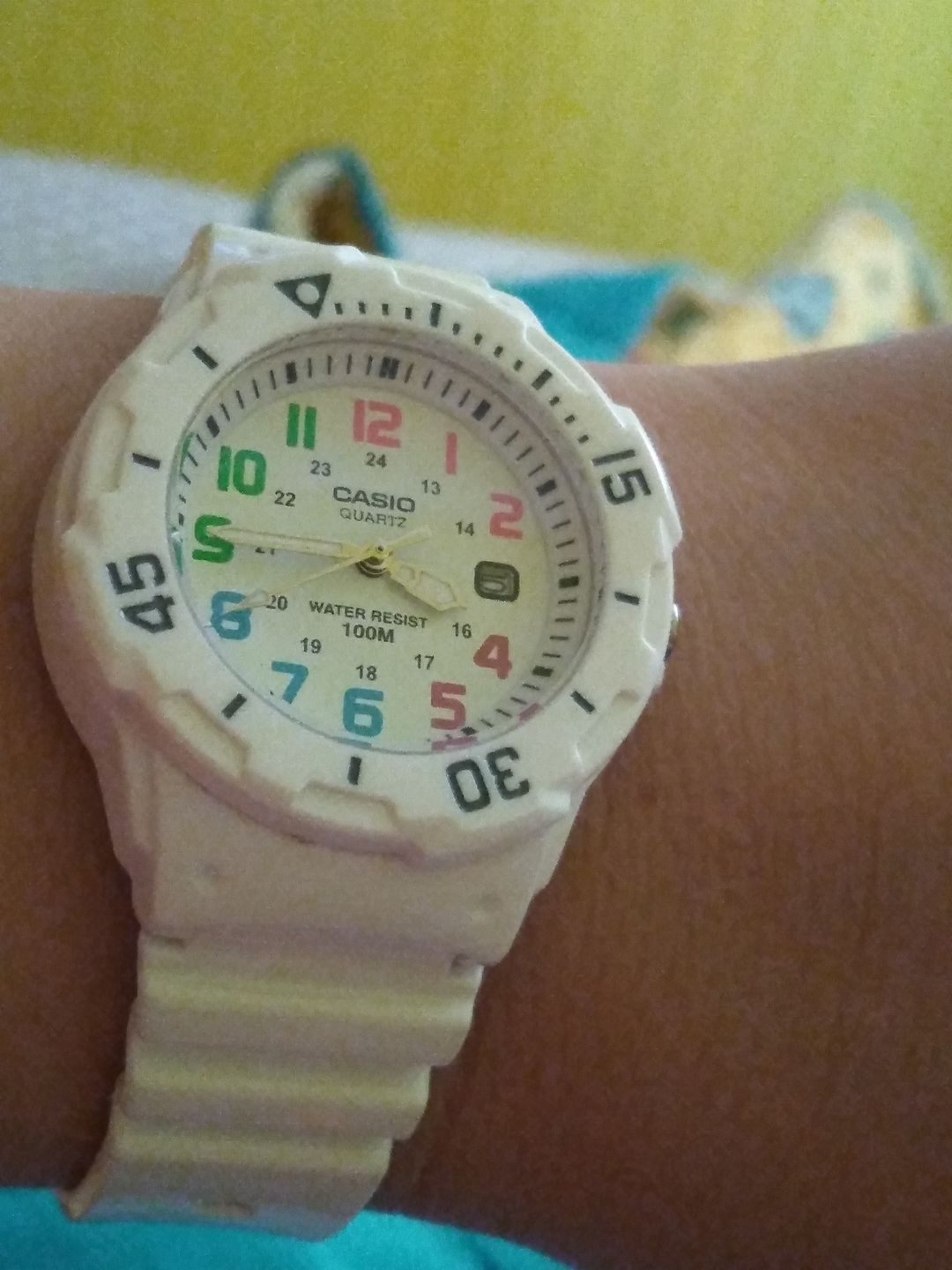 Customer photo review of Reloj Casio Análogo LRW-200H-7BVDF Blanco Mini Buceo