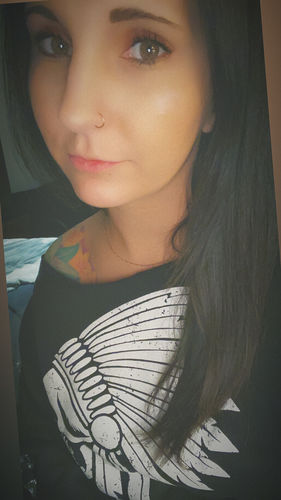 Customer photo review of 19 - Apache Wide Neck Hoodie