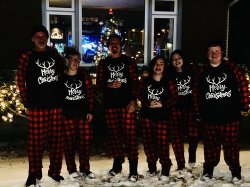Customer photo review of Merry Christmas Antler Contrast top and Plaid Pants Family Matching Pajamas Set 8873