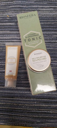 Customer photo review of Cucumber Lemongrass Face Tonic