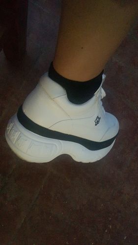 Customer photo review of ZAPATILLA BLANCA C7271