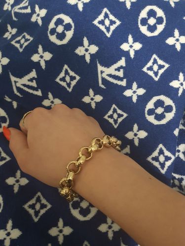 Customer photo review of PATTERNED BELCHER BRACELET (GOLD) 12MM