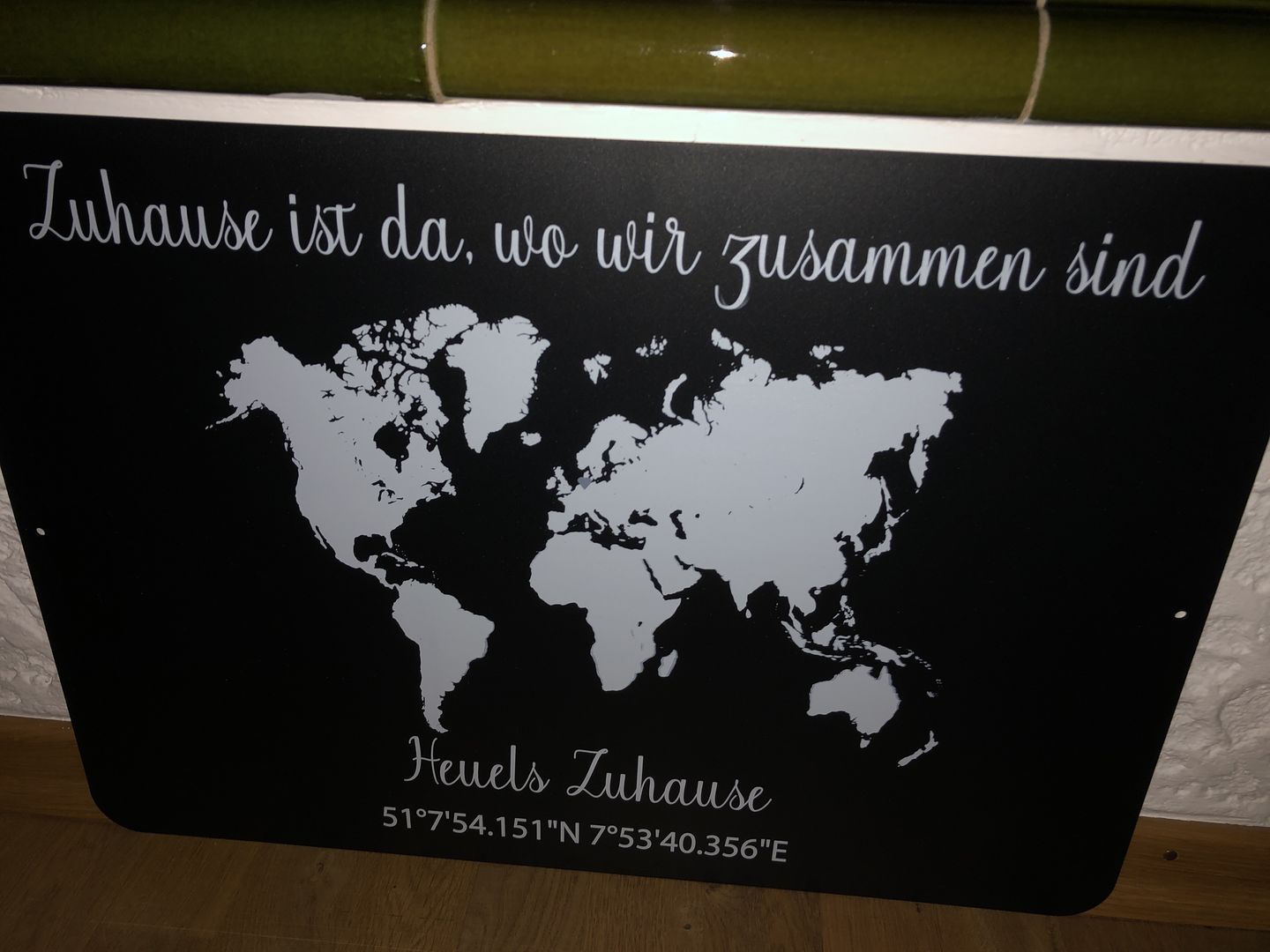 Customer photo review of Geschenk Weltkarte mit Koordinaten - personalisiert