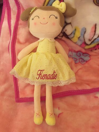Customer photo review of Personalized Leyadoll (Yellow) with Gift Bag