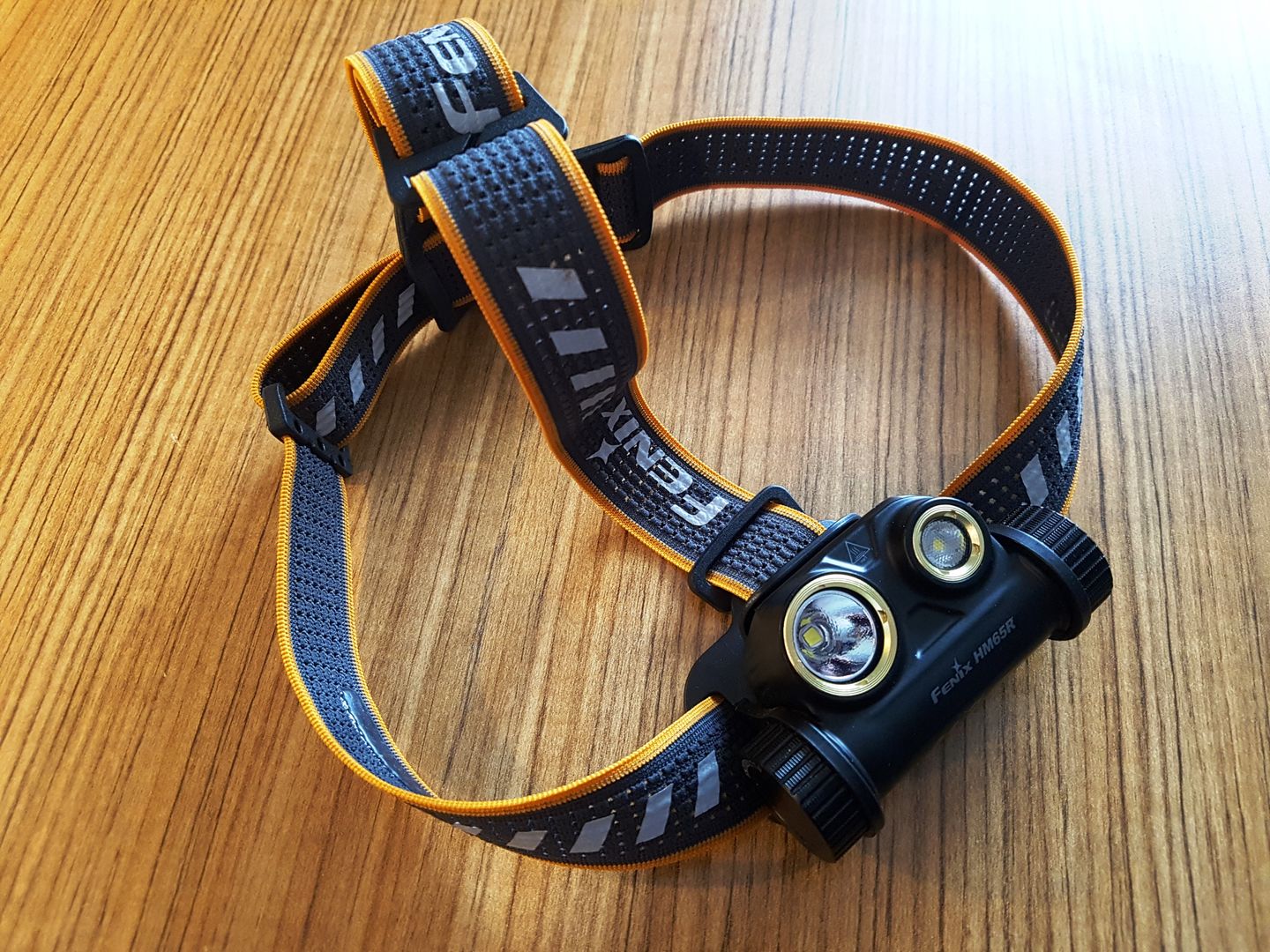 Customer photo review of Fenix HM65R Lampe frontale à double faisceau - 1400 lumens - rechargeable batterie incluse