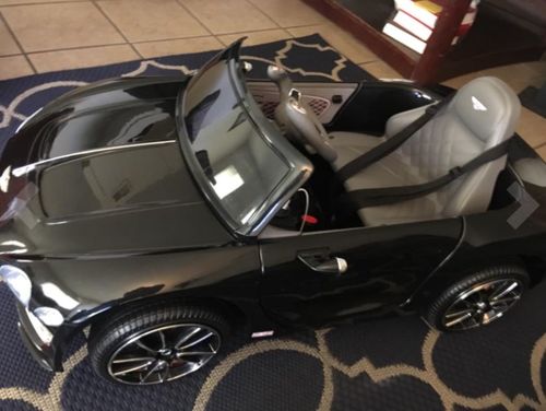 Customer photo review of Masinuta electrica ride-on Bentley Decapotabil cu telecomanda