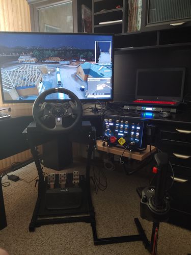 Customer photo review of CLASSIC Steering Wheel Stand