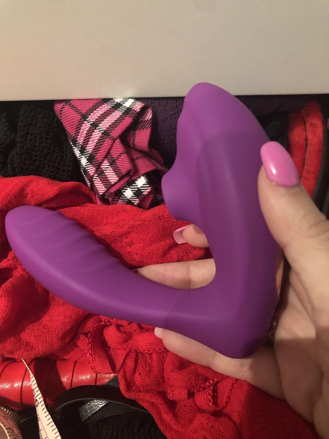 Customer photo review of Suctional Vibrator