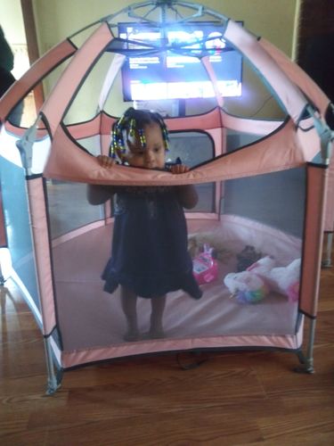 Customer photo review of Pop N' Go® Playpen