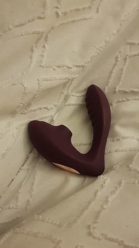 Customer photo review of Suctional Vibrator