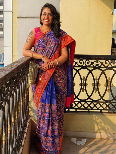 Customer photo review of Beautiful Dark Blue Designer Banarasi Saree