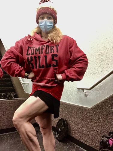 Customer photo review of #Comfort Red Crop Hoodie - 019