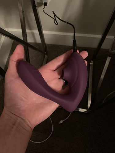 Customer photo review of Suctional Vibrator