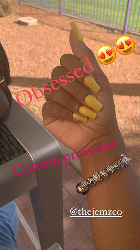 Customer photo review of Sunshine ☀️ (glow in the dark)
