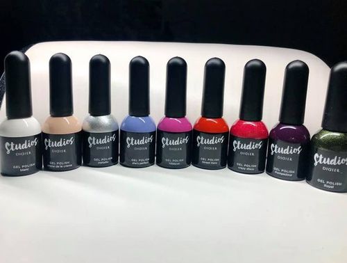 Fotorecensie van een klant over Gel polish Studios,metallic,  8ml