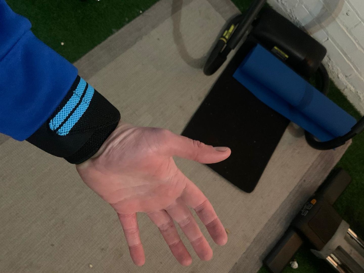 Customer photo review of Ultimate Support Wrist Straps
