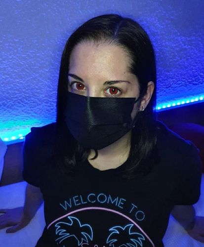 Customer photo review of Icoloured® Dangerous Ruby Naruto Colored Contact Lenses