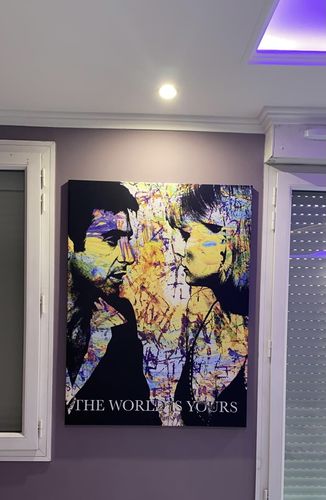 Customer photo review of Tableau Scarface The World Is Yours