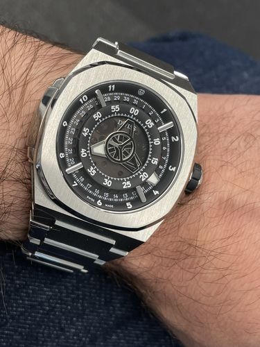 Customer photo review of M3-black-bracelet