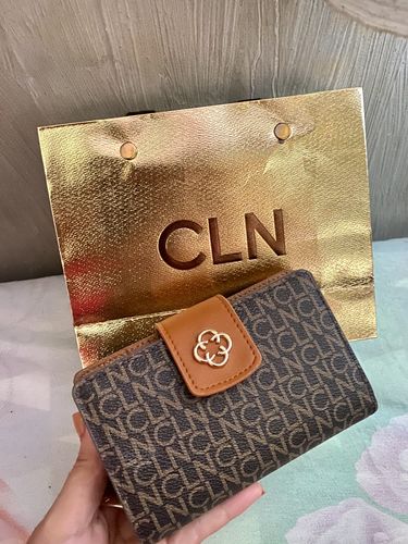 Customer photo review of Calanthe Wallet