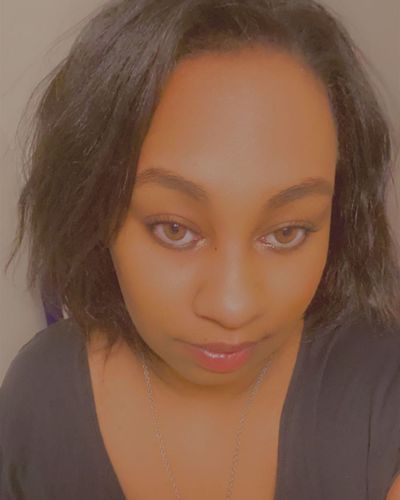 Customer photo review of Icoloured® Triple Brown Colored Contact Lenses