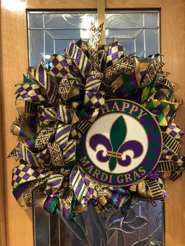 Customer photo review of Deluxe Mardi Gras Decomesh Wreath Kit WK-007