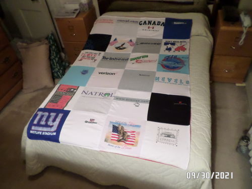 T-shirt quilt featuring new york giants football team by Maria  from NJ