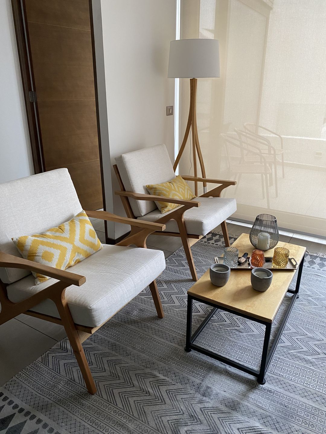 Customer photo review of Mesa de Centro NEGRA 80 x 40 Rectangular MIMA
