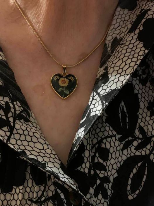 Customer photo review of Sunflower Love - Heart Necklace