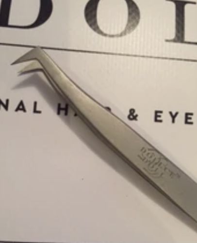 Customer photo review of Dollce Doll Professional Volume Tweezers