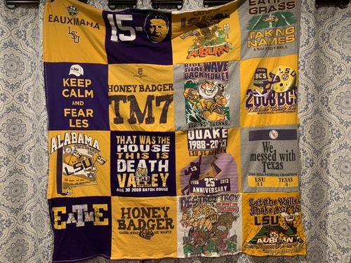 Customer photo review of Double Sided Classic T-shirt Blanket