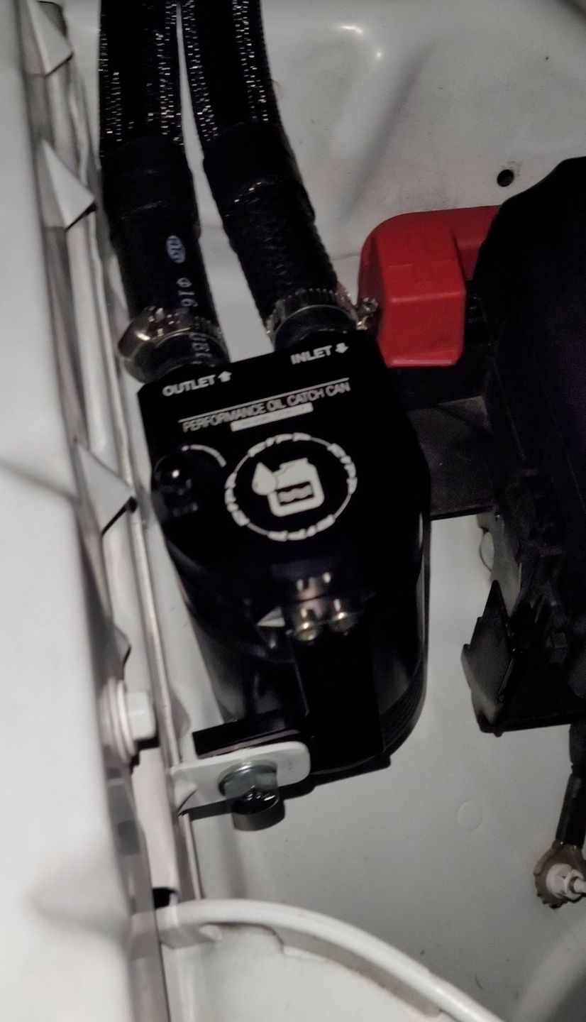 Customer photo review of NON SUPERCHARGED Charger/Challenger/300 - Air/Oil Separator Catch Can
