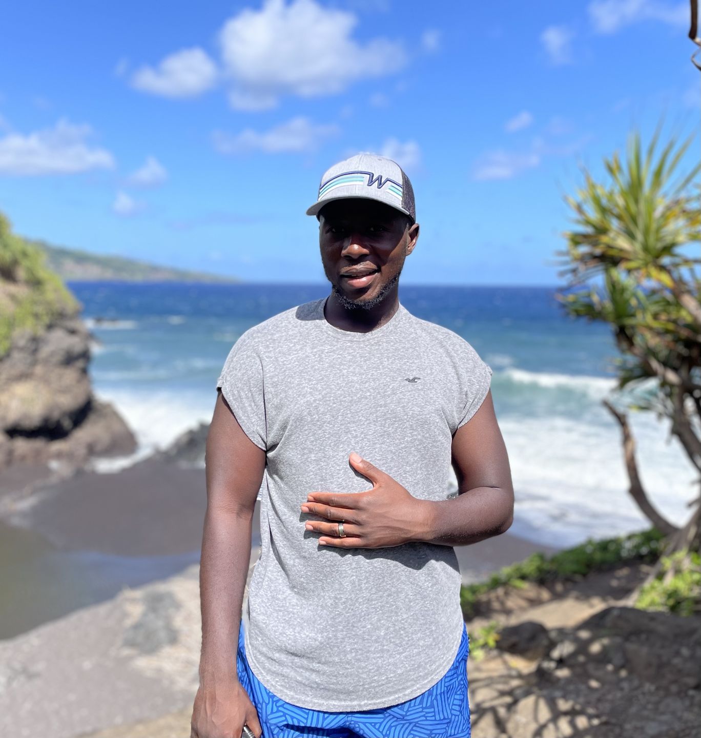 Customer photo review of SUNSTREAKER "W" TRUCKER - GREY