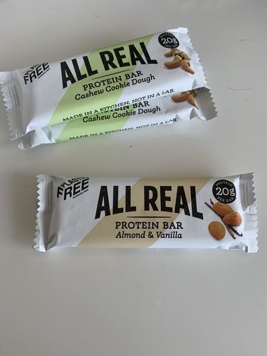 Customer photo review of Almond Vanilla Protein Bar