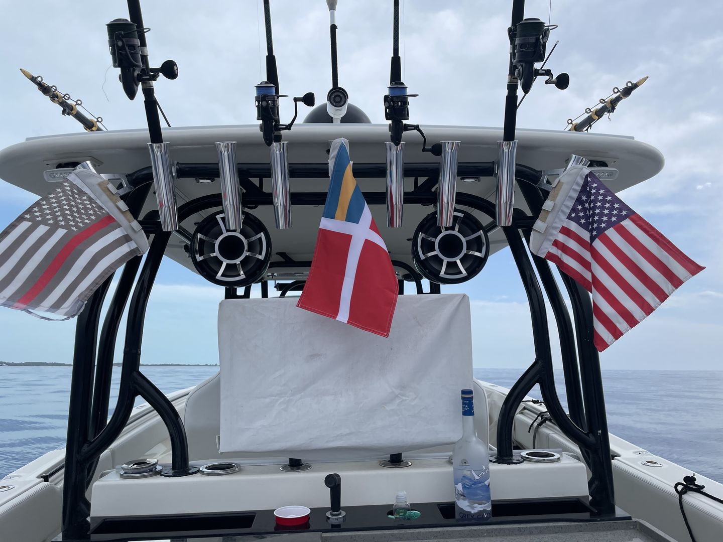 Customer photo of the Bahamian Courtesy Flag