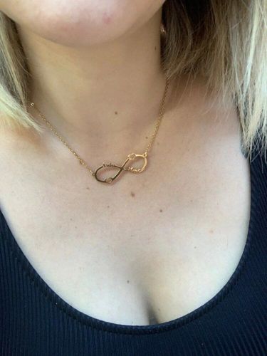 Customer photo review of Collier personnalisé LOANYA infini