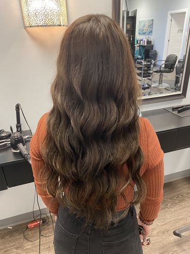 Customer photo review of Full Shine Tape in Hair Extensions Remy Human Hair Darkest Brown (#2)