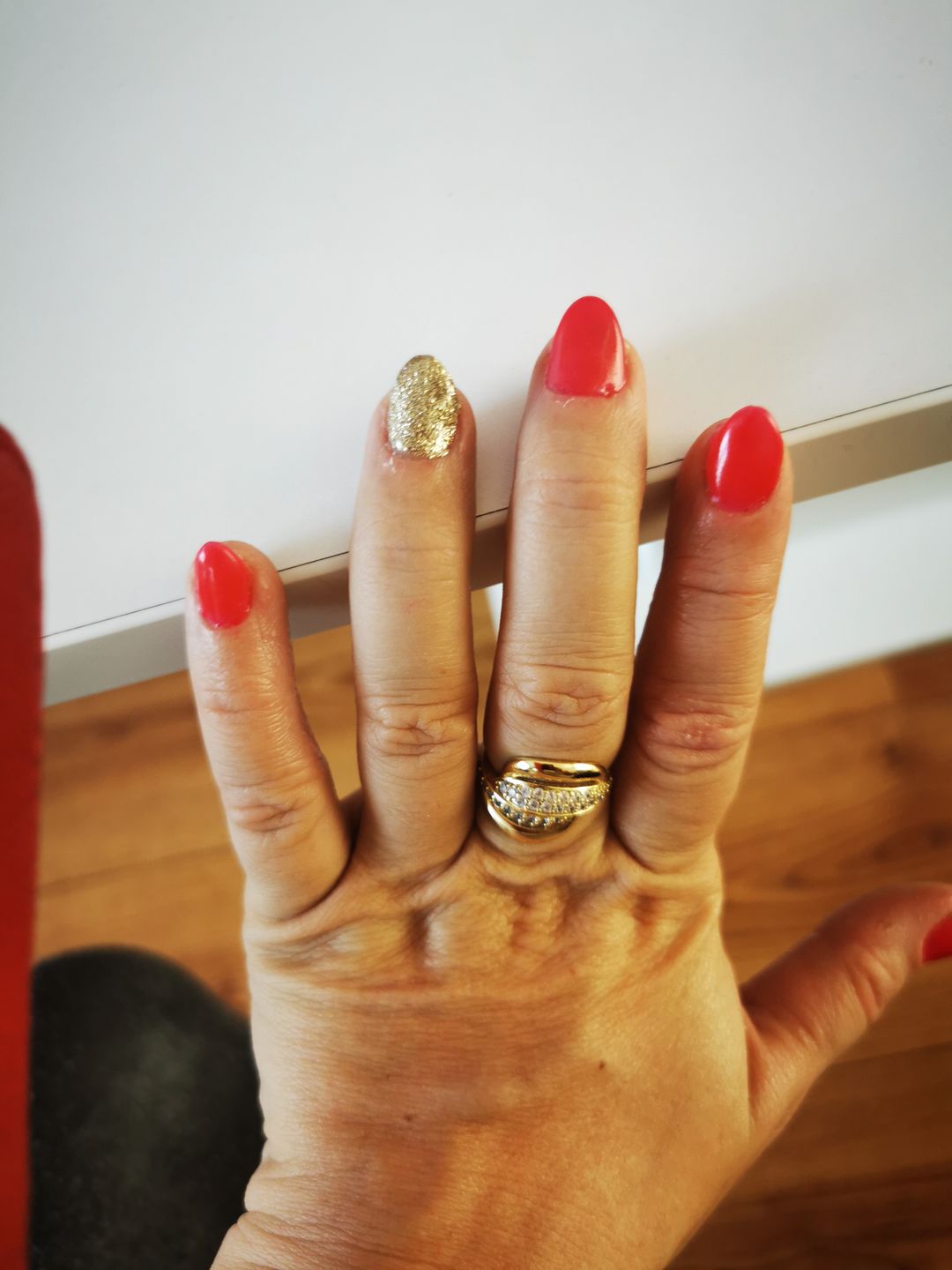 Customer photo review of Semilac 517 Neon Pink UV Gel Polish 7ml