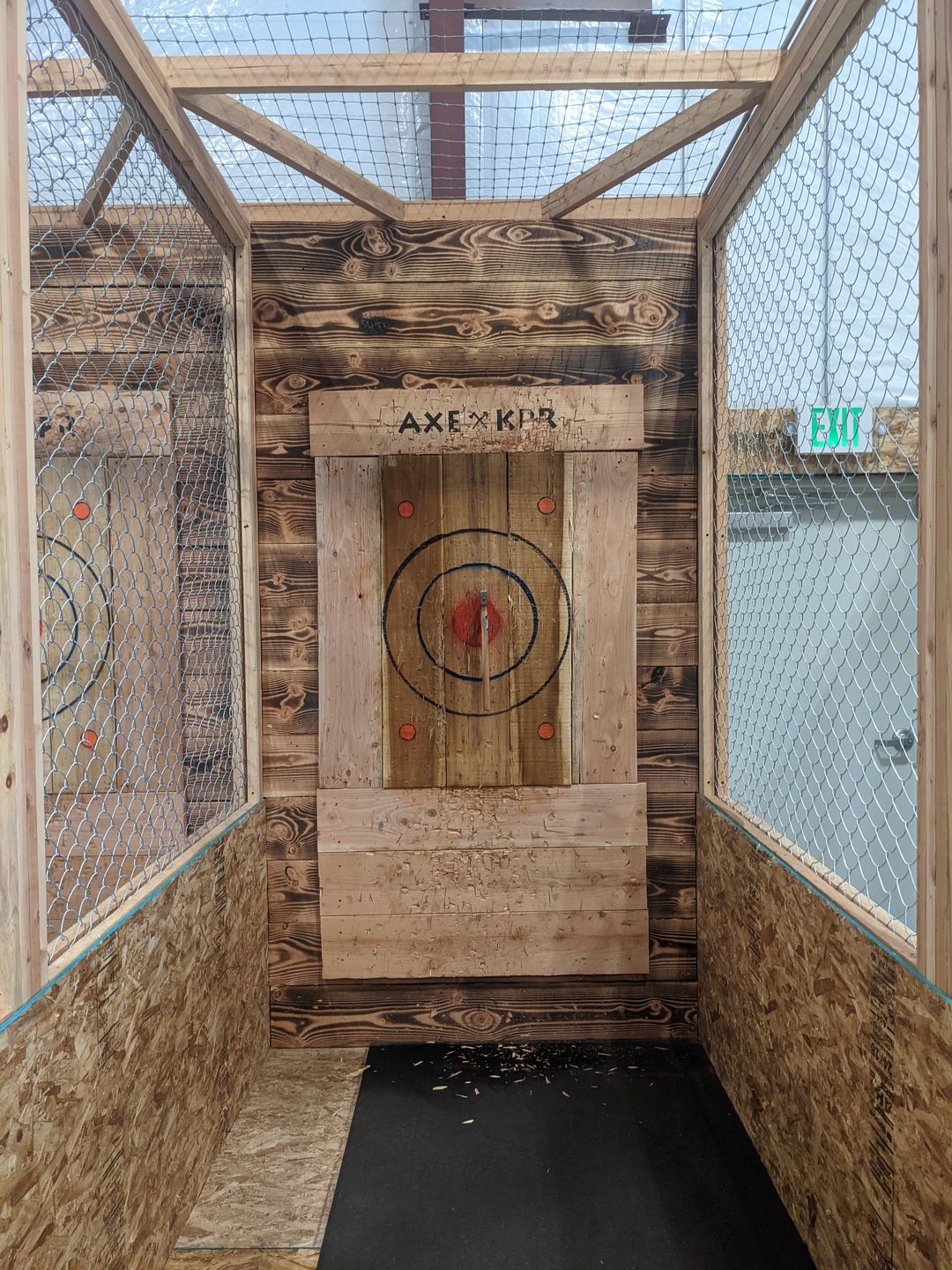 Customer photo review of Ace of Spades Throwing Axe (2nd Generation)