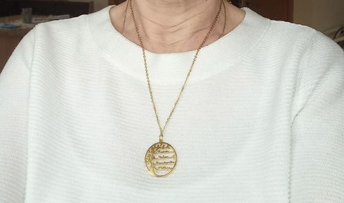 Customer photo review of Collier Arbre de vie LOANYA avec noms gravés