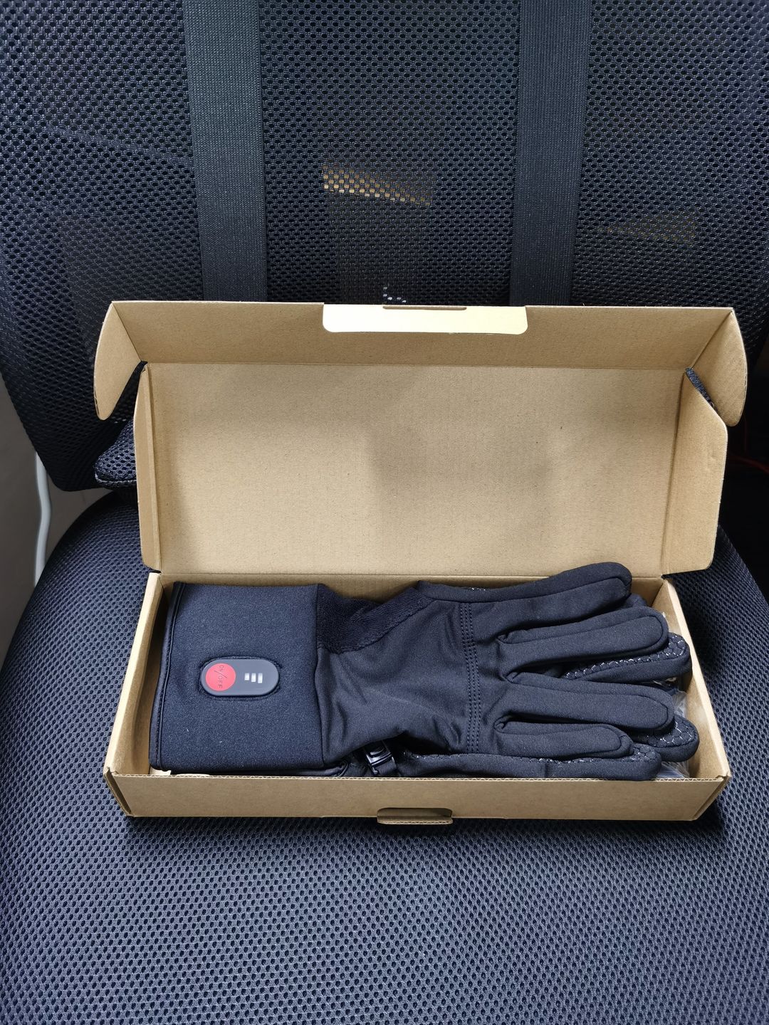 Customer photo review of Rechargeable Electric Finger Touch Screen Thin Heated Glove Liners | Sunwill