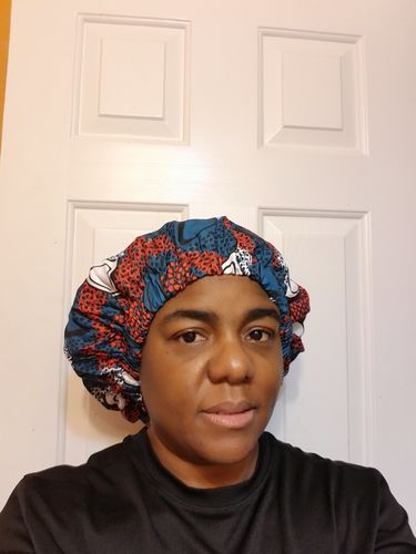 Customer photo review of Locs & Natural Hair Satin Lined Bonnets