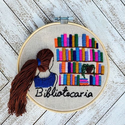 Customer photo review of Acrilan 3 Hebras [50grs] 1/2 - Unwound 3-ply Acrylic yarn for knitting, embroidery and crafts