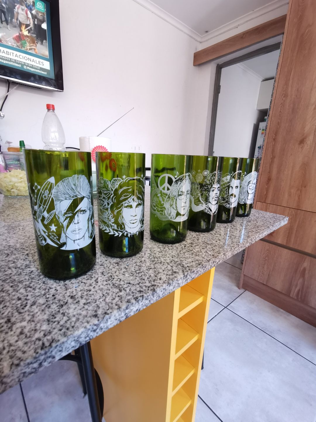 Customer photo review of Vasos Rockstar Juego de 6 Vasos