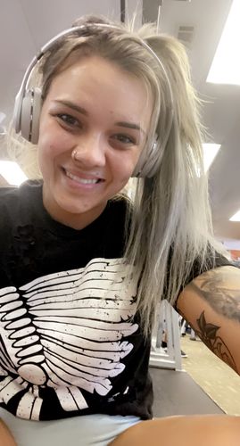 Customer photo review of 76 - Apache Crop Top