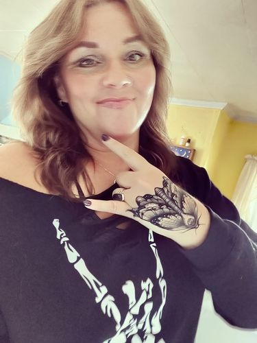 Customer photo review of 153 - Regret Wide Neck Hoodie