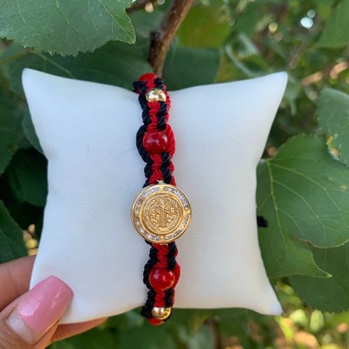 Customer photo review of Espiga No.18 [Variegated] - 100% Nylon Omega String Cord Thread for Knitting and Crochet | Strong Mexican Thread for Crafts