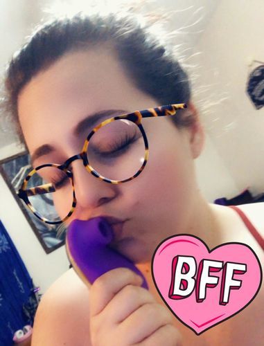 Customer photo review of THE DESIRE VIBE - SUCKING VIBRATOR