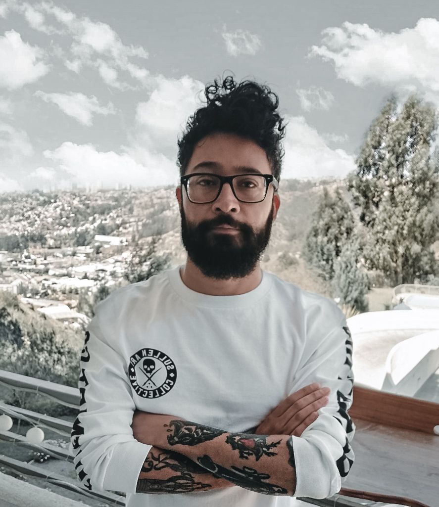 Customer photo review of BADGE OF HONOR WHITE LONG SLEEVE